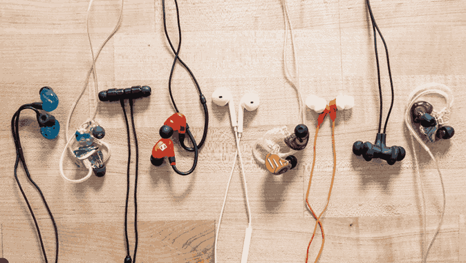 Things to check before buying earphones under ₹1000